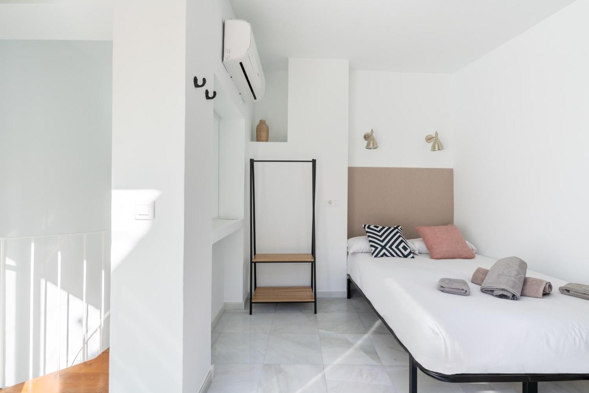 Duplex Con Terraza Junto A La Catedral Apartment Sevilla Exterior foto